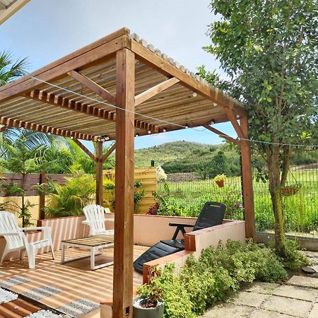 Maison Charmante A Sainte-Anne Avec Jardin Et Pergola En Bois. Exterior photo